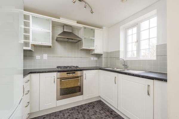 82 med kitchen