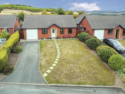 Churchill Close, Newtown, Powys, SY16