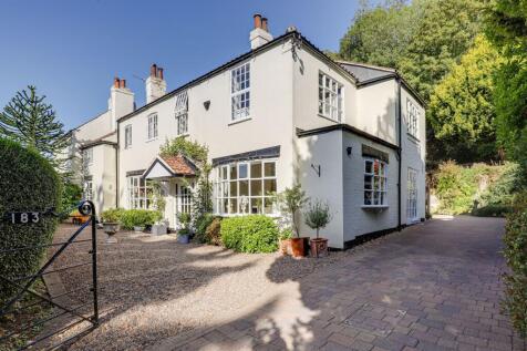 Main Street, Burton Joyce, NG14