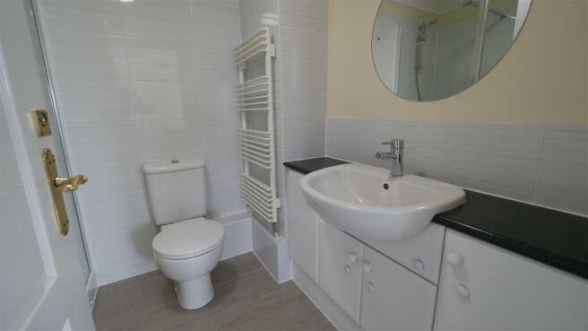 Ensuite Bathroom