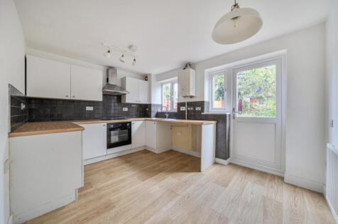 Jutland Close, Whiteley, Fareham, Hampshire, PO15