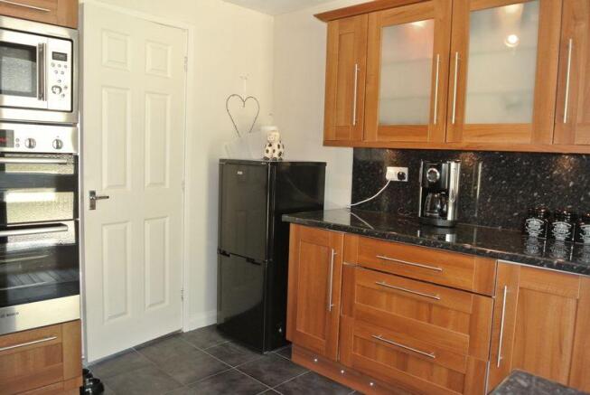Kitchen aspect 2