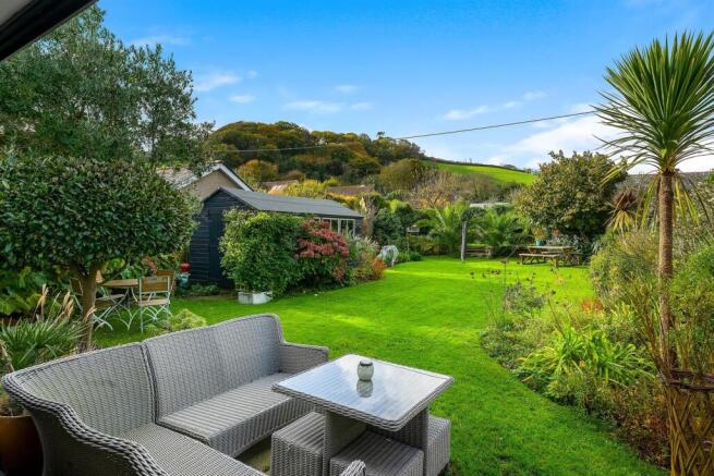 Garden 1.jpg