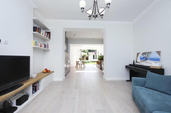 Reception & Kitchen Diner - Alt Angle