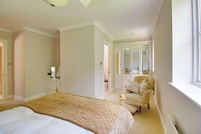 Guest bedroom