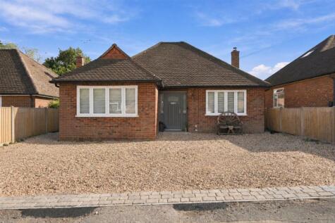 Katherine Close, Addlestone
