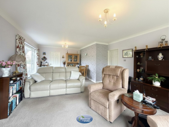 3 bed Detached Bungalow for sale Image 10