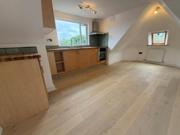 Flat 1 1.jpg