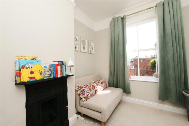 2 bed Terraced for sale Image 10