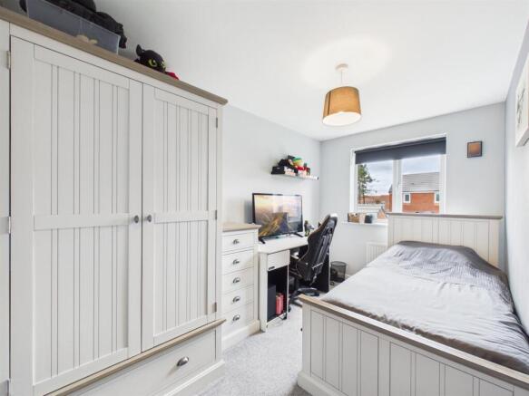 3 bed Semi-Detached for sale Image 7
