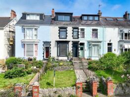 21, Slade Road, Newton, Swansea SA3 4UE