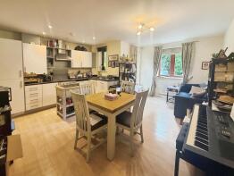 10, Abberley Wood, Cambridge CB22 5EZ