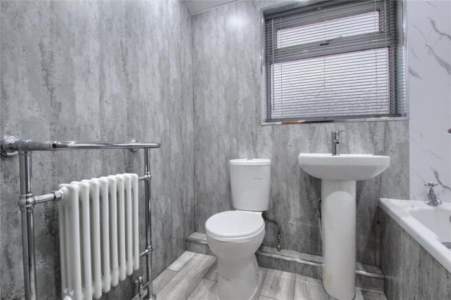 3 bed Terraced for sale Image 11