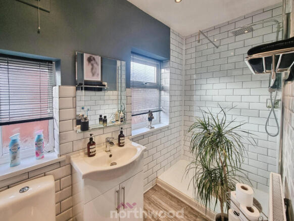3 bed Semi-Detached for sale Image 6