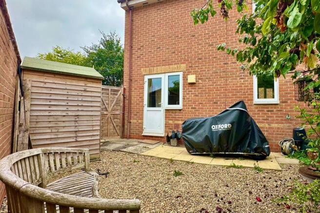 Photo 3