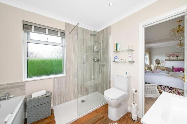 HOUSE BATHROOM