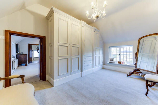 DRESSING ROOM
