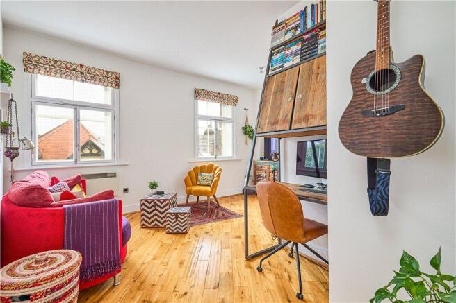 2 bed Apartment for sale Image 6
