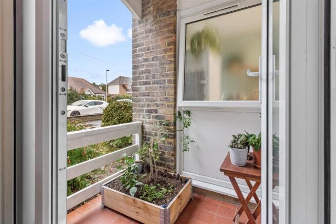 4 wimborne court-013.jpg
