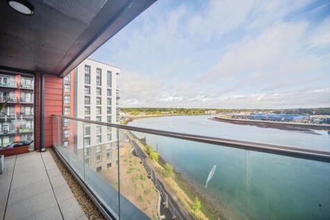 Meridian Way, Southampton, Hampshire, SO14