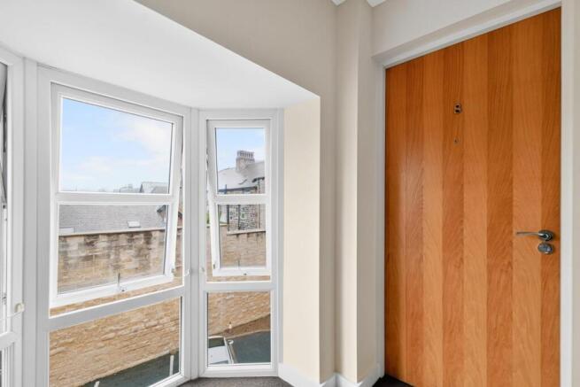 2 bed Apartment for sale Image 12