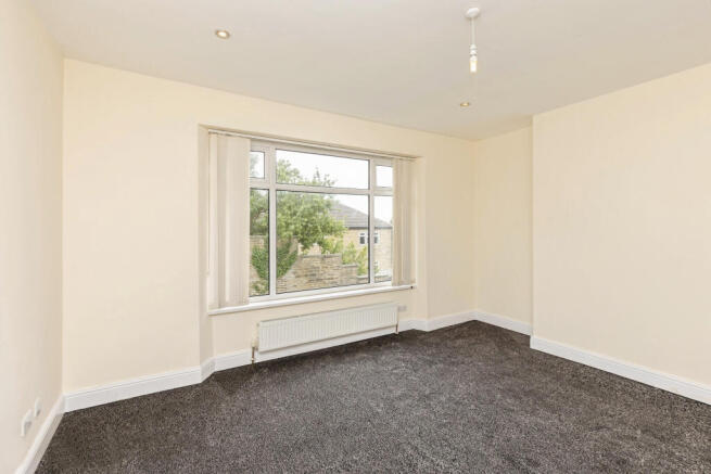 8 bed Semi-Detached for sale Image 12
