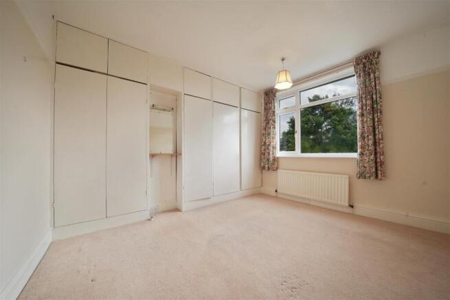 3 bed Semi-Detached for sale Image 10