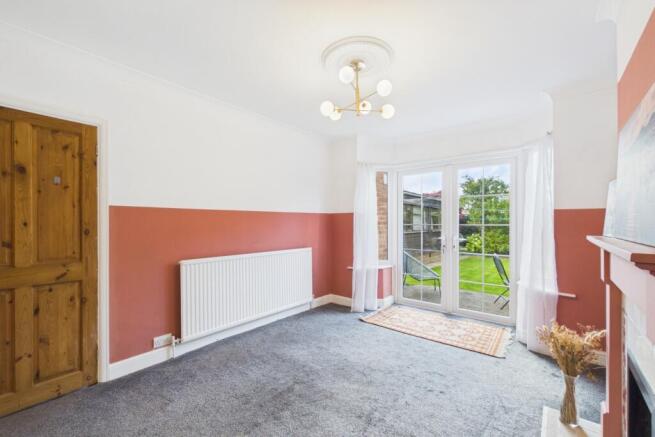 3 bed Semi-Detached for sale Image 6