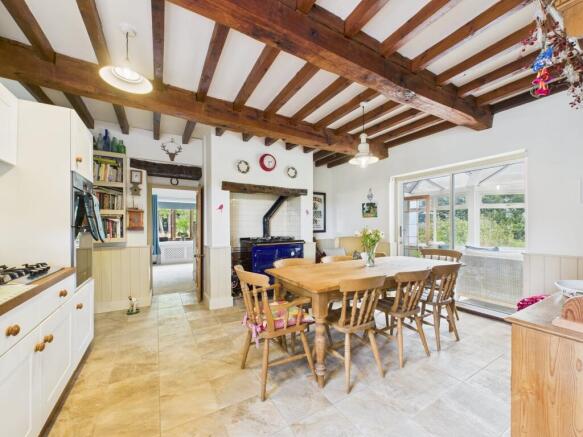 dining/kitchen