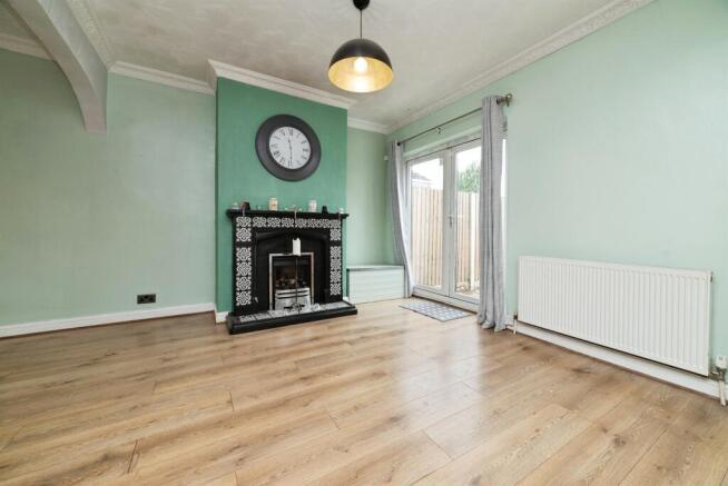 3 bed Terraced for sale Image 9