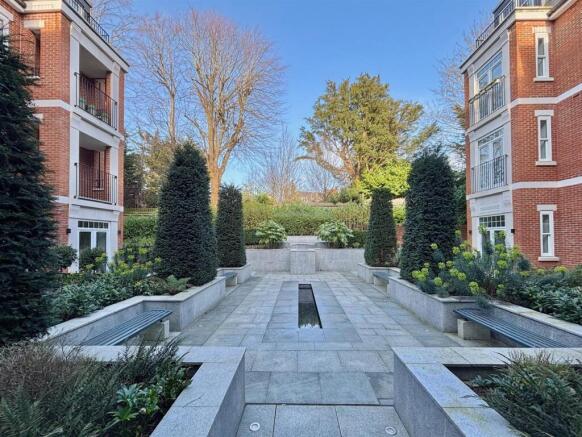 GARDENS1.jpg