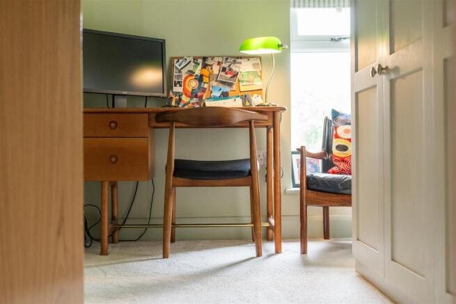 2 bed Apartment for sale Image 12