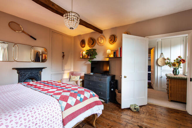 15 2 Alfred St 01...