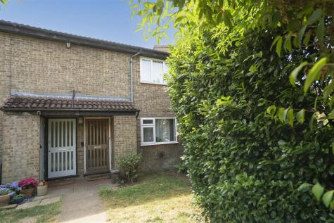 Hogarth Crescent, Colliers Wood