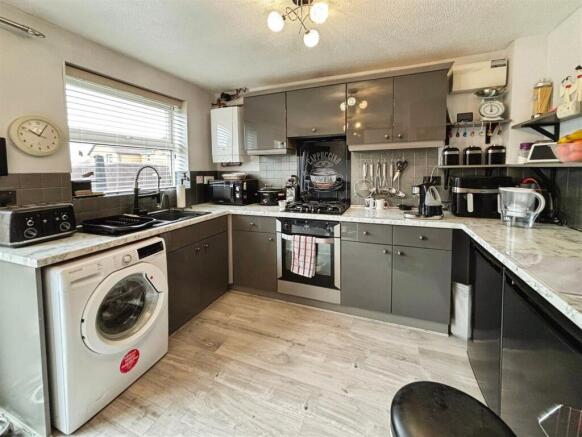 kitchen/Breakfast Room