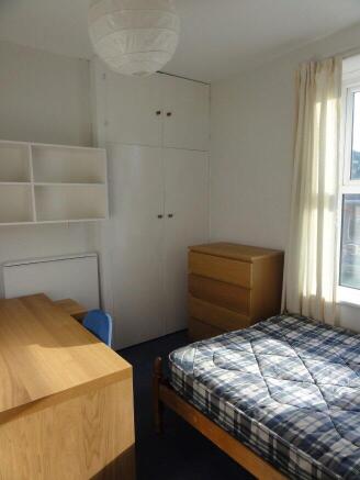 6 bed House Share to rent Image 12