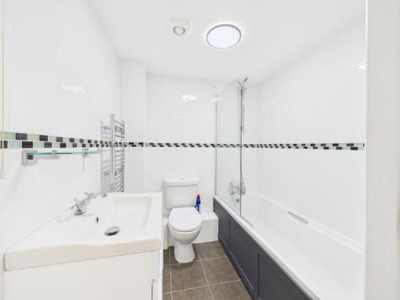 1 bed Flat for sale Image 8