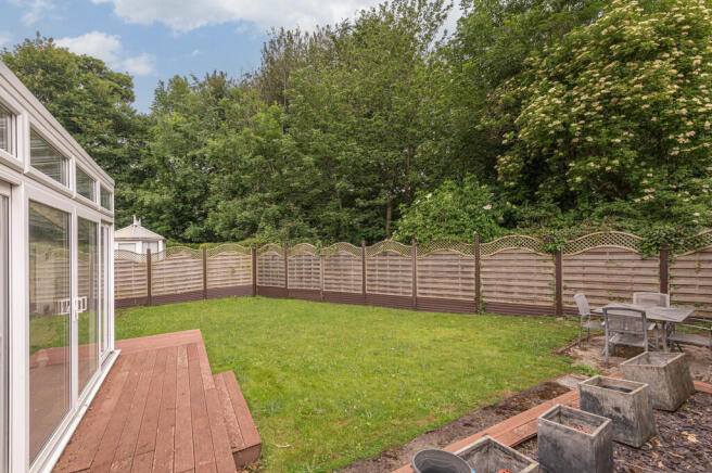5 bed Detached Bungalow for sale Image 7
