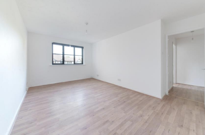 314 Somerset Gardensq