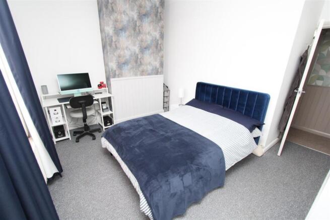 2 bed Terraced for sale Image 9