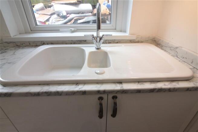 Kitchen sink