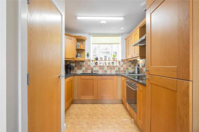 2 bed Apartment for sale Image 9