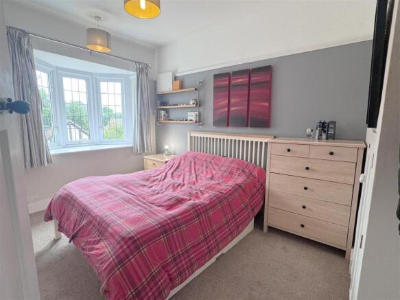 Bed 3.JPG