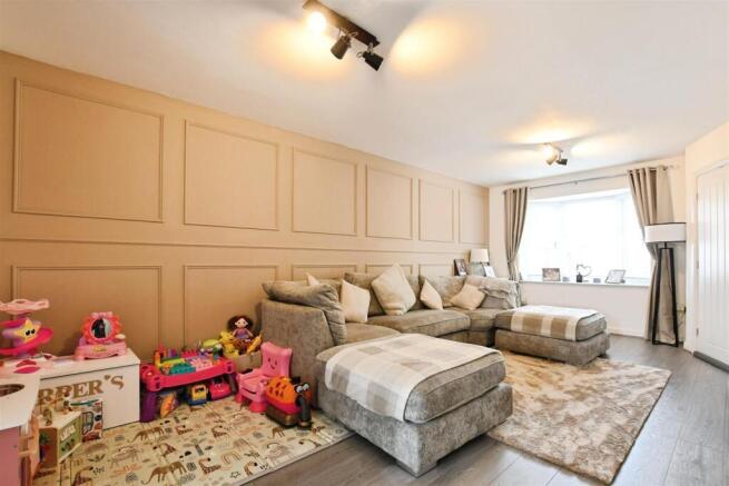 Lounge and Dining Area