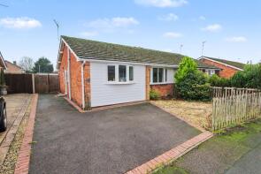 11, Earle Smith Close, Leicester LE8 6NR