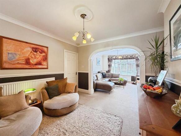 3 bed Semi-Detached for sale Image 10