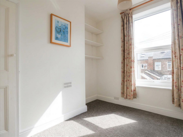 2 bed Terraced for sale Image 6