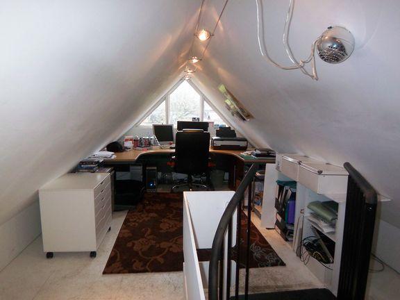 Garden Cottage(office)