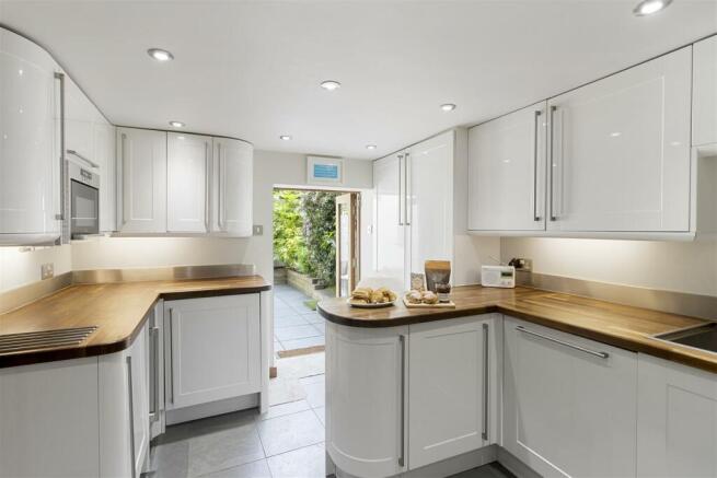 Kitchen Towards.jpg