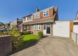 8, Heswall Avenue, Clock Face WA9 4DR